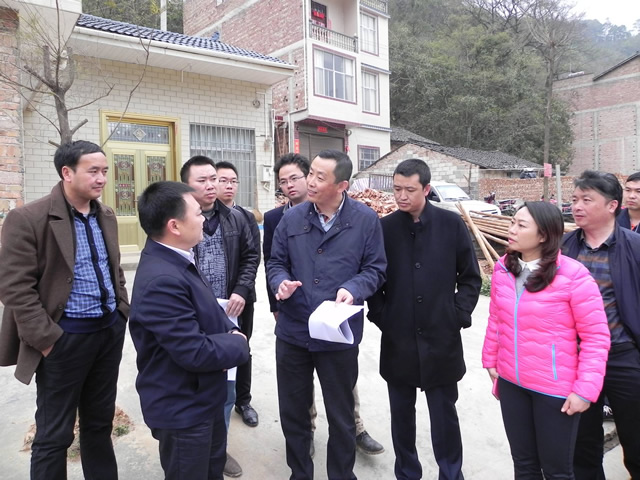 王宾一行赴文山州西畴县考察